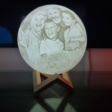 Cargar imagen en el visor de la galería, Lámpara Luna 3D personalizada con foto