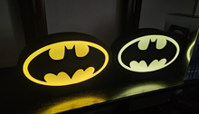Carregar imagem no visualizador da galeria, Lámpara Infantil Batman 3D - Imagina Y Compra