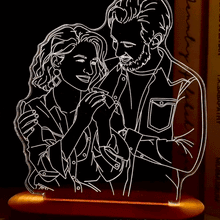 Cargar imagen en el visor de la galería, Lámpara Ilustrada con Foto Personalizada - Imagina Y Compra