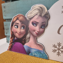 Cargar imagen en el visor de la galería, Letrero Frozen Personalizado en madera - Imagina Y Compra
