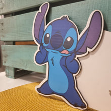 Carregar imagem no visualizador da galeria, Letrero Stich Personalizado en madera - Imagina Y Compra