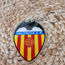 Carregar imagem no visualizador da galeria, Llavero Fútbol Personalizado a color - Imagina Y Compra