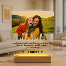 Carregar imagem no visualizador da galeria, Lámpara Mamá con Dedicatoria y Foto Personalizada - Imagina Y Compra