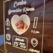 Cargar imagen en el visor de la galería, Lámpara Natalicio Personalizada - Imagina Y Compra