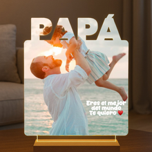 Cargar imagen en el visor de la galería, Lámpara Papá con Foto Personalizada - Imagina Y Compra