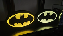 Cargar imagen en el visor de la galería, Lámpara Infantil Batman 3D
