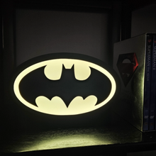 Cargar imagen en el visor de la galería, Lámpara Infantil Batman 3D
