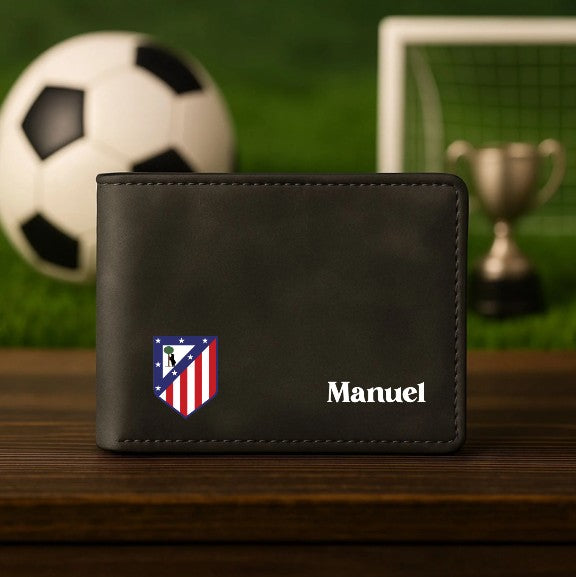 Cartera Fútbol Personalizada Negra – Escudo y nombre abajo a color