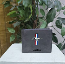 Cargar imagen en el visor de la galería, Cartera Negra Personalizada de Coches Superdeportivos
