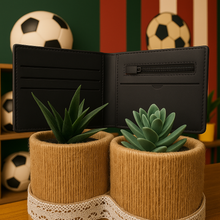 Cargar imagen en el visor de la galería, Cartera Fútbol Personalizada Todo Color
