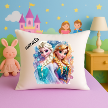 Cargar imagen en el visor de la galería, Cojín Disney Personalizado
