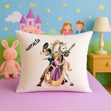 Cargar imagen en el visor de la galería, Cojín Disney Personalizado
