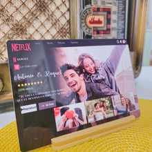 Cargar imagen en el visor de la galería, Placa Netflix Personalizada
