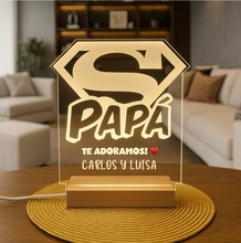 Load image into Gallery viewer, Lámpara Súper Papá Personalizada - Imagina Y Compra

