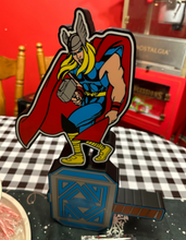 Cargar imagen en el visor de la galería, Lámpara Infantil Thor 3D
